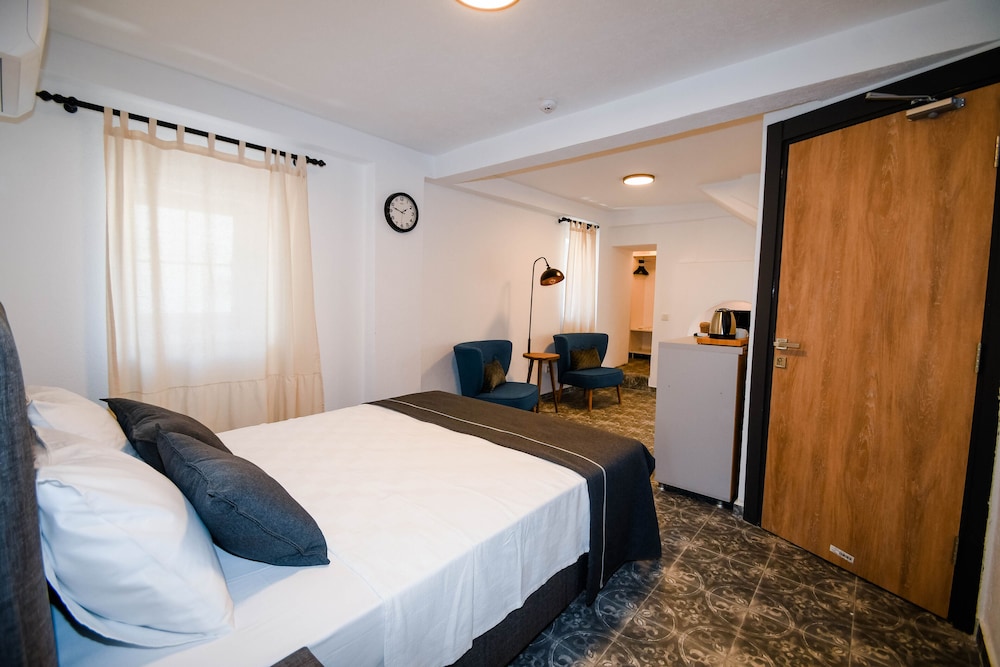 Swan Boutique Hotel 9/35