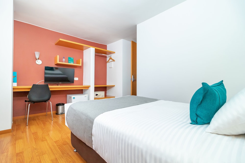 ABITARE 56 HOTEL 24/38