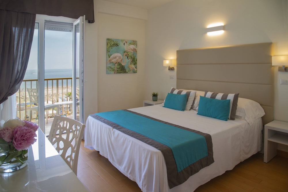 CLASSIC, DOUBLE OR TWIN BED, SEA VIEW