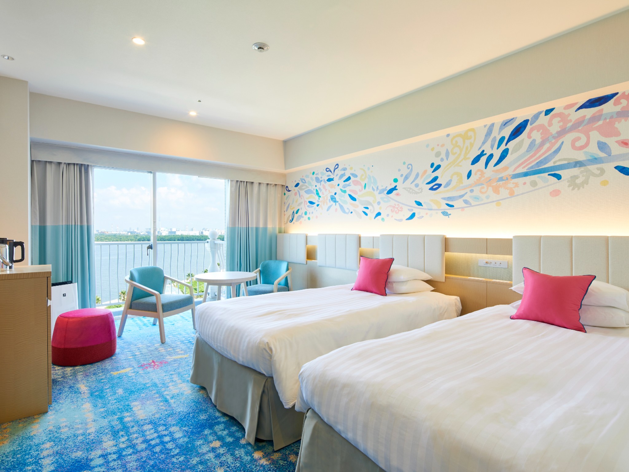 Rainbow, Superior, Single, Twin Beds