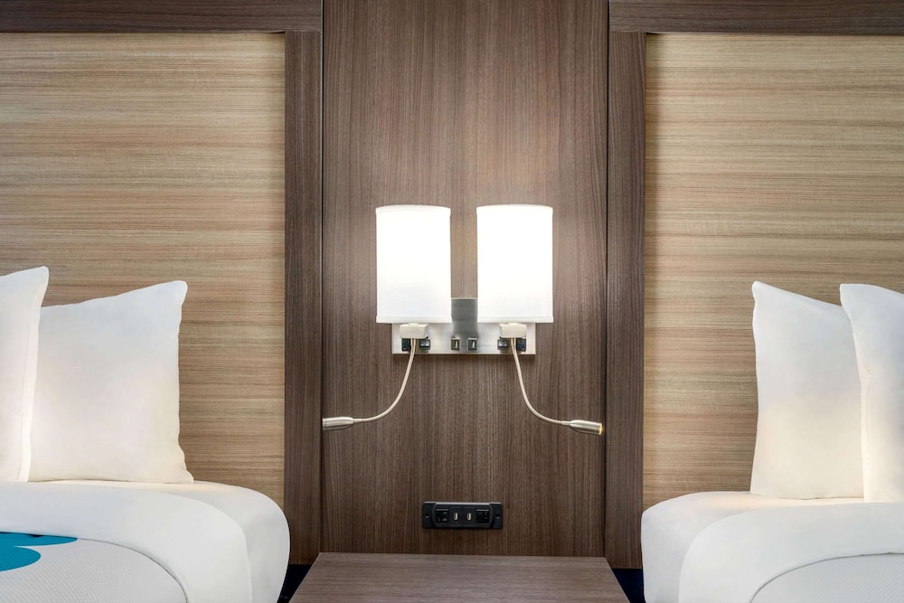 Baymont by Wyndham Blackwell I-35 36/71