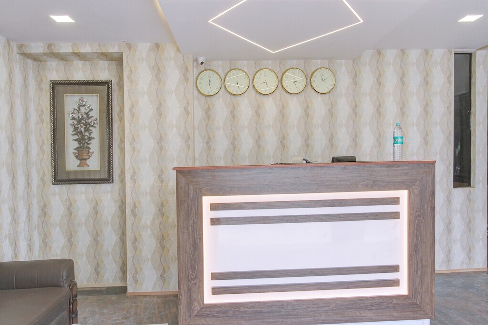Oyo 24259 Hotel Blue Inn 5/35