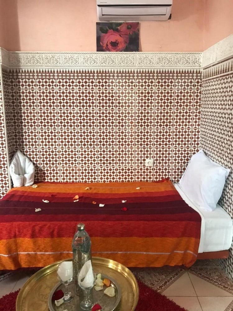 Riad Chennaoui 37/38
