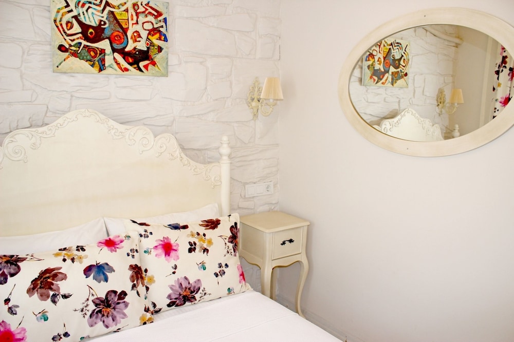 Stafilia Hotel - Adults Only photo5