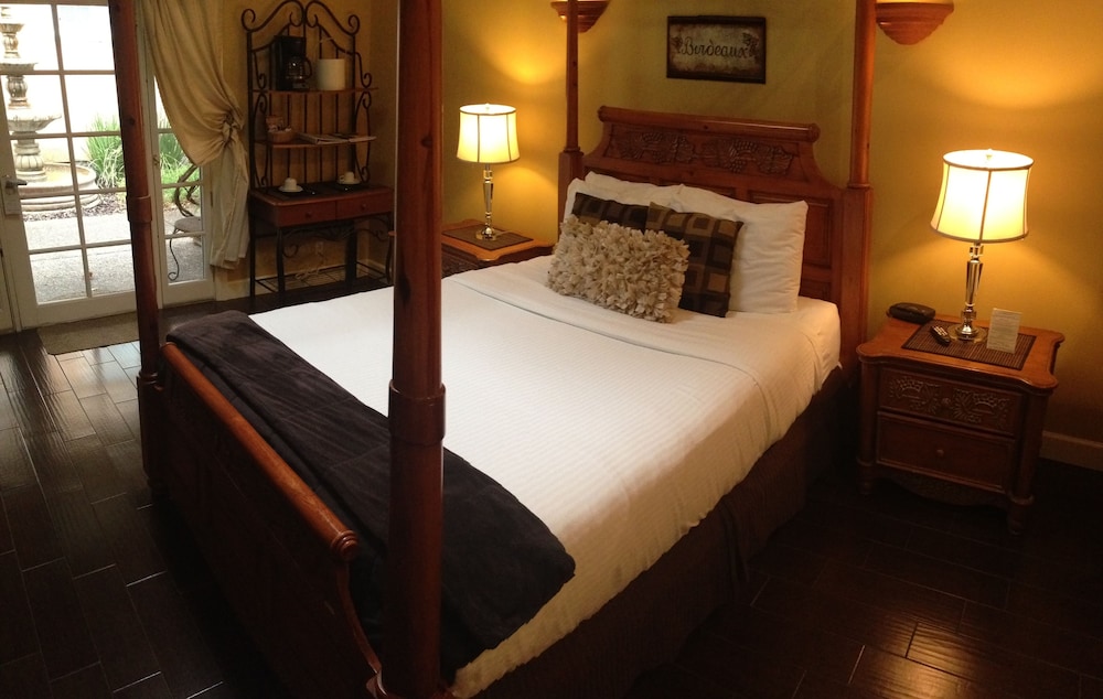 Glen Ellen Inn 14/62