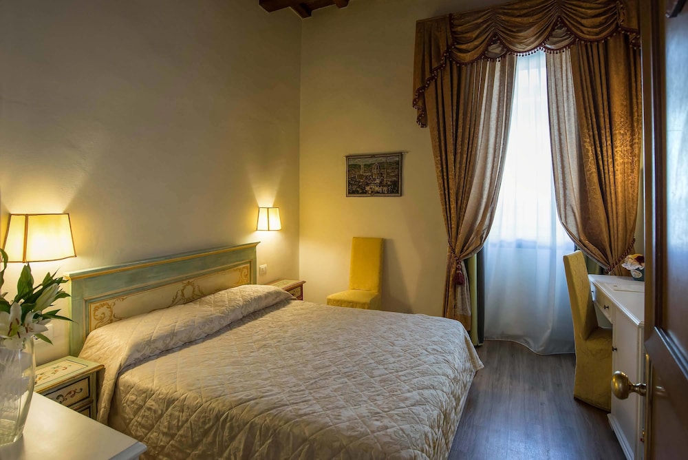 Hotel Machiavelli Palace 28/77