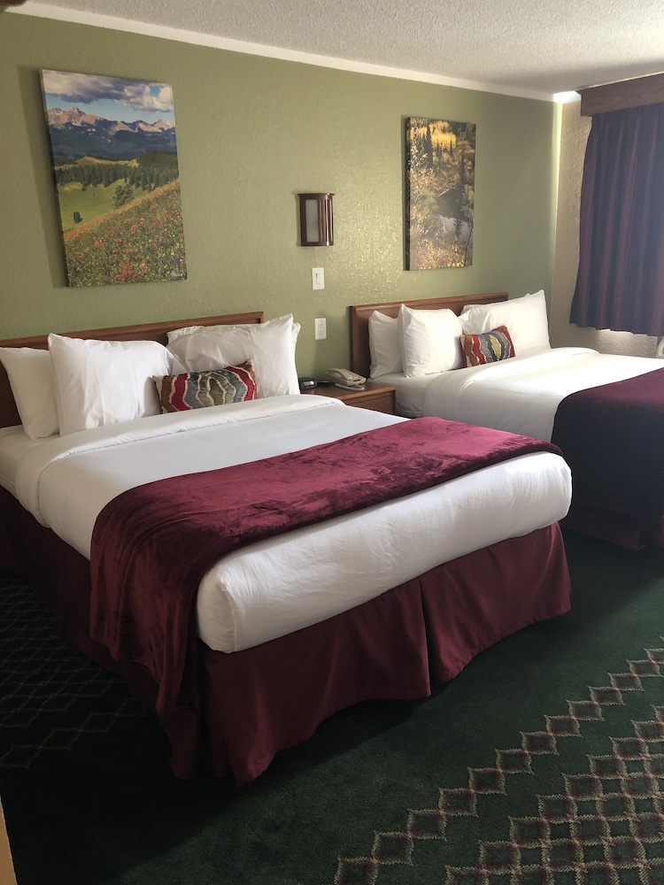Red River Inn 22/74