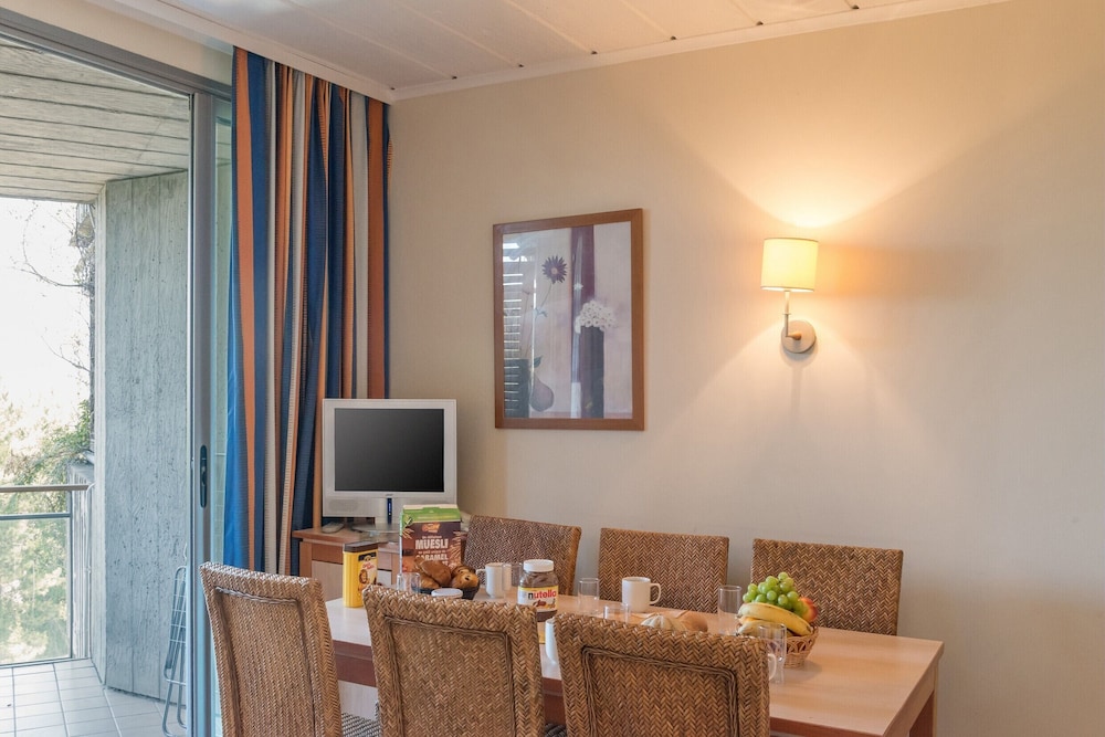 SOWELL HOTELS Ardeche 25/50