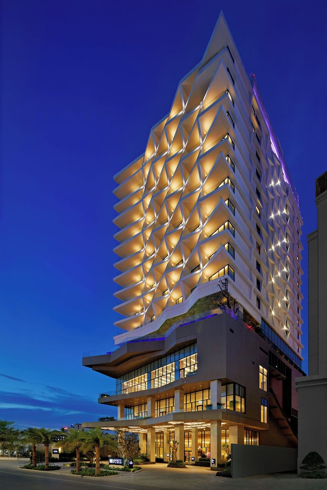 Hyatt Place Ha Long Bay, Bai Chay 4/50