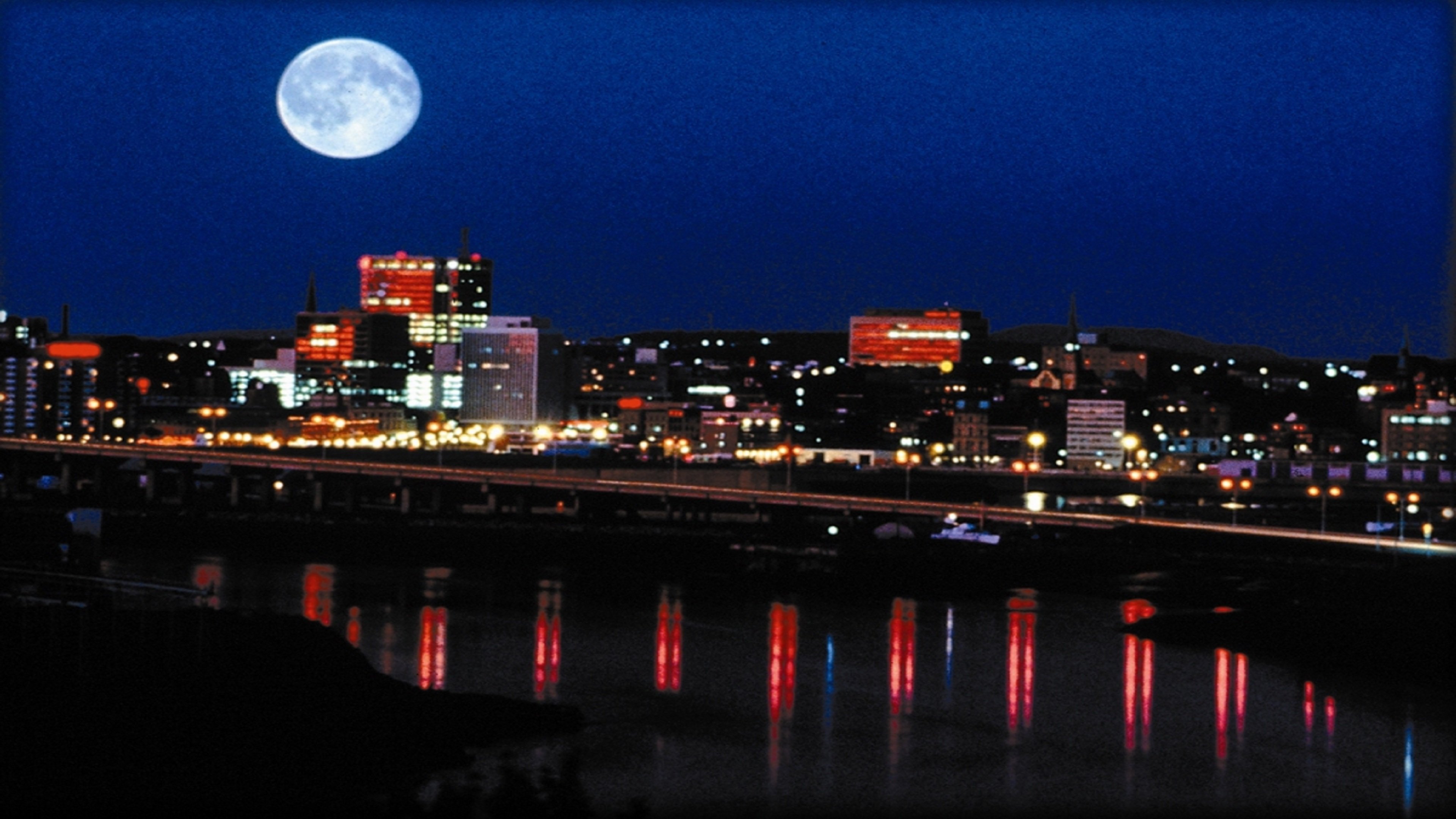 Holiday Inn Express Saint John Harbour Side Hotel 67/69
