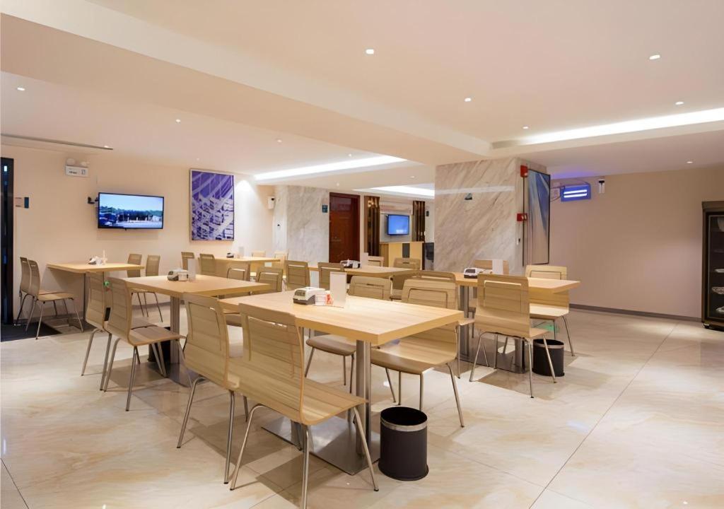City Comfort Inn (Dongguan Nancheng) 44/52