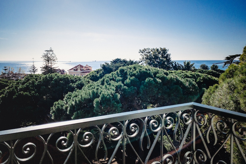 A House in Estoril - Adults Only 26/26