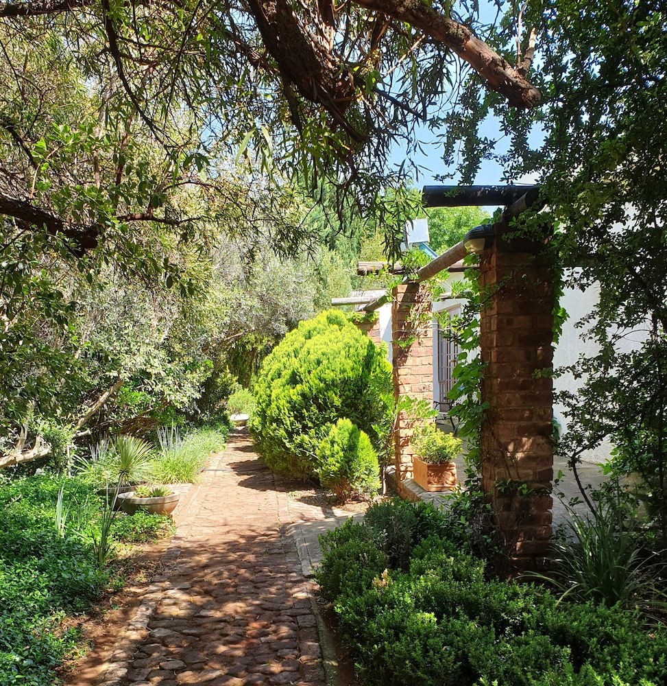 Springfontein Guest House 26/36