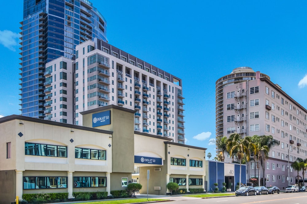 Inn at 50 - Long Beach Convention Center 2/34