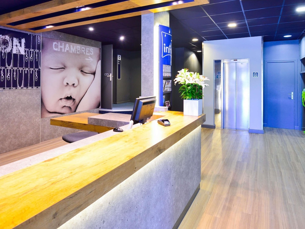 Ibis Budget Pau Lescar 12/68