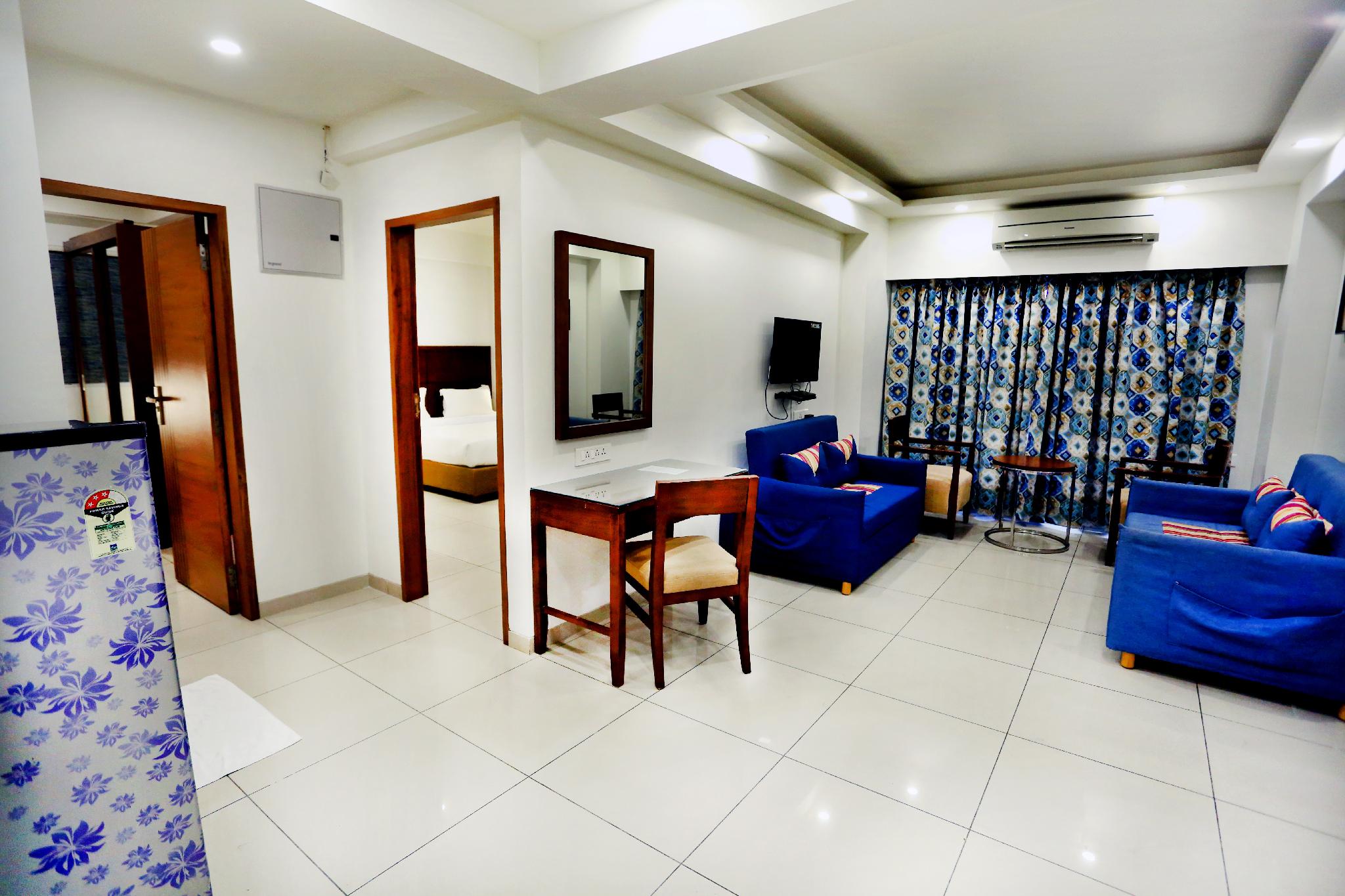 OYO Premium Vastrapur Lake 49/63
