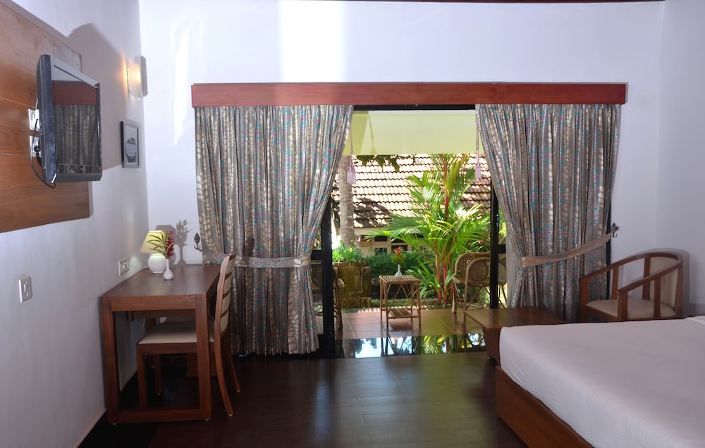 Vasco Dagama Beach Resort 9/30