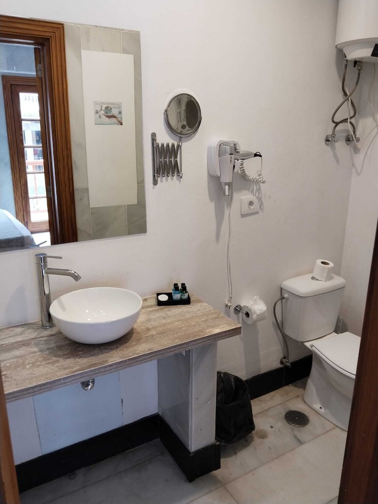 Hotel Oceano Centro 50/59