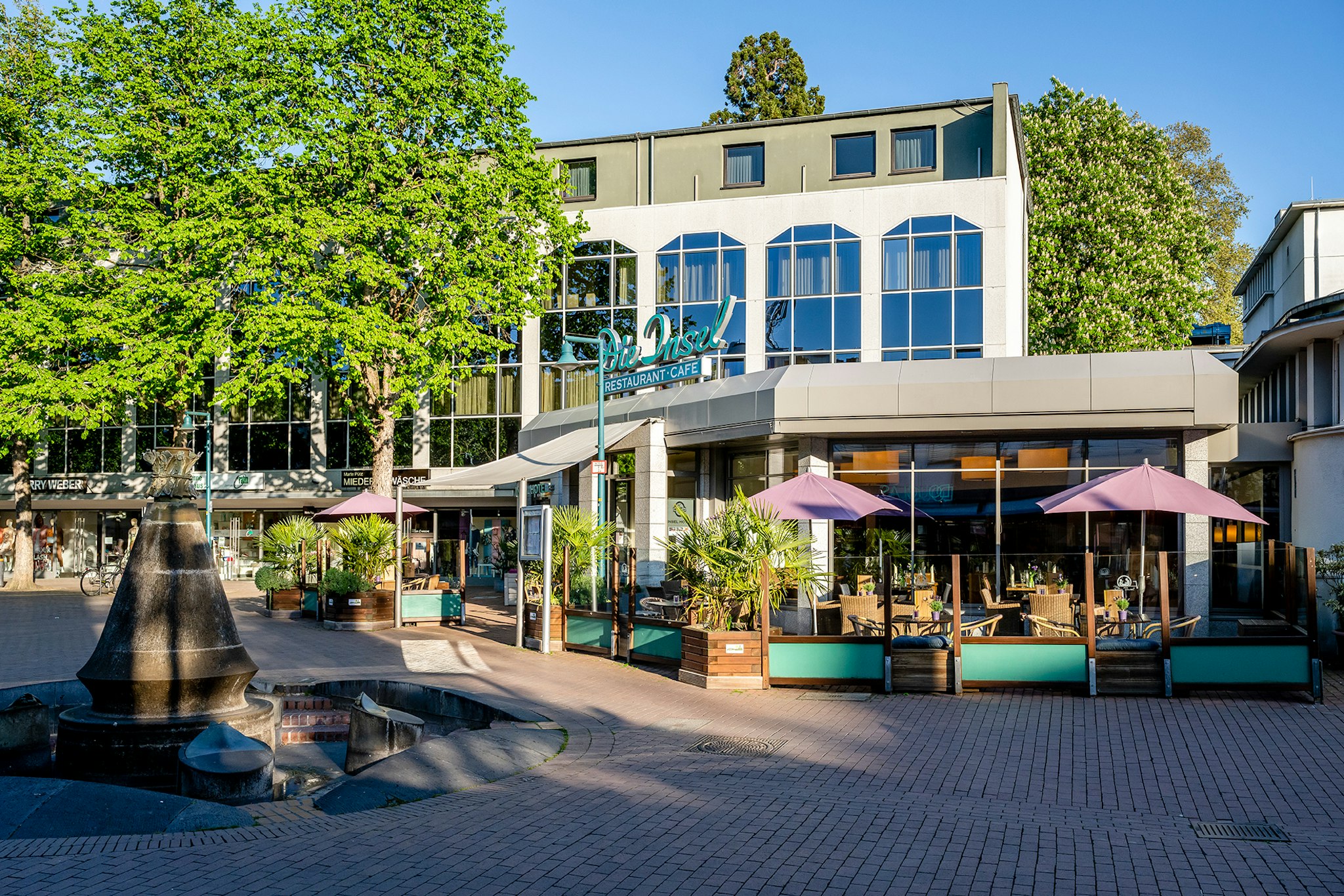 Insel Hotel 2/50