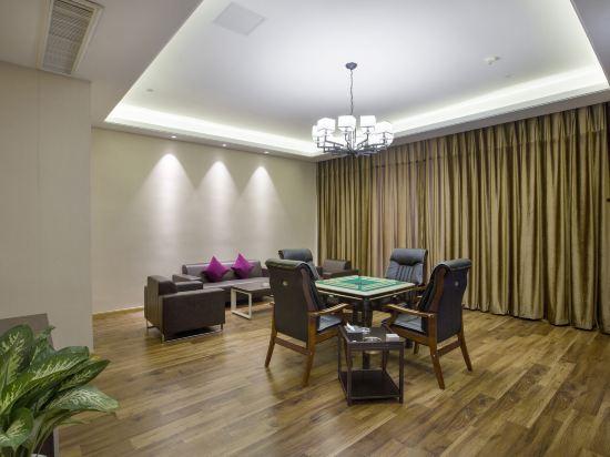 Heyuan Holiday Hotel 31/36