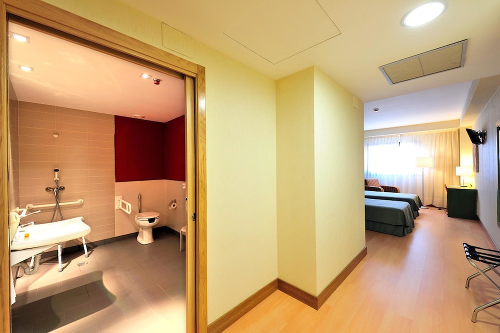 Hotel Naval Sestao 47/47