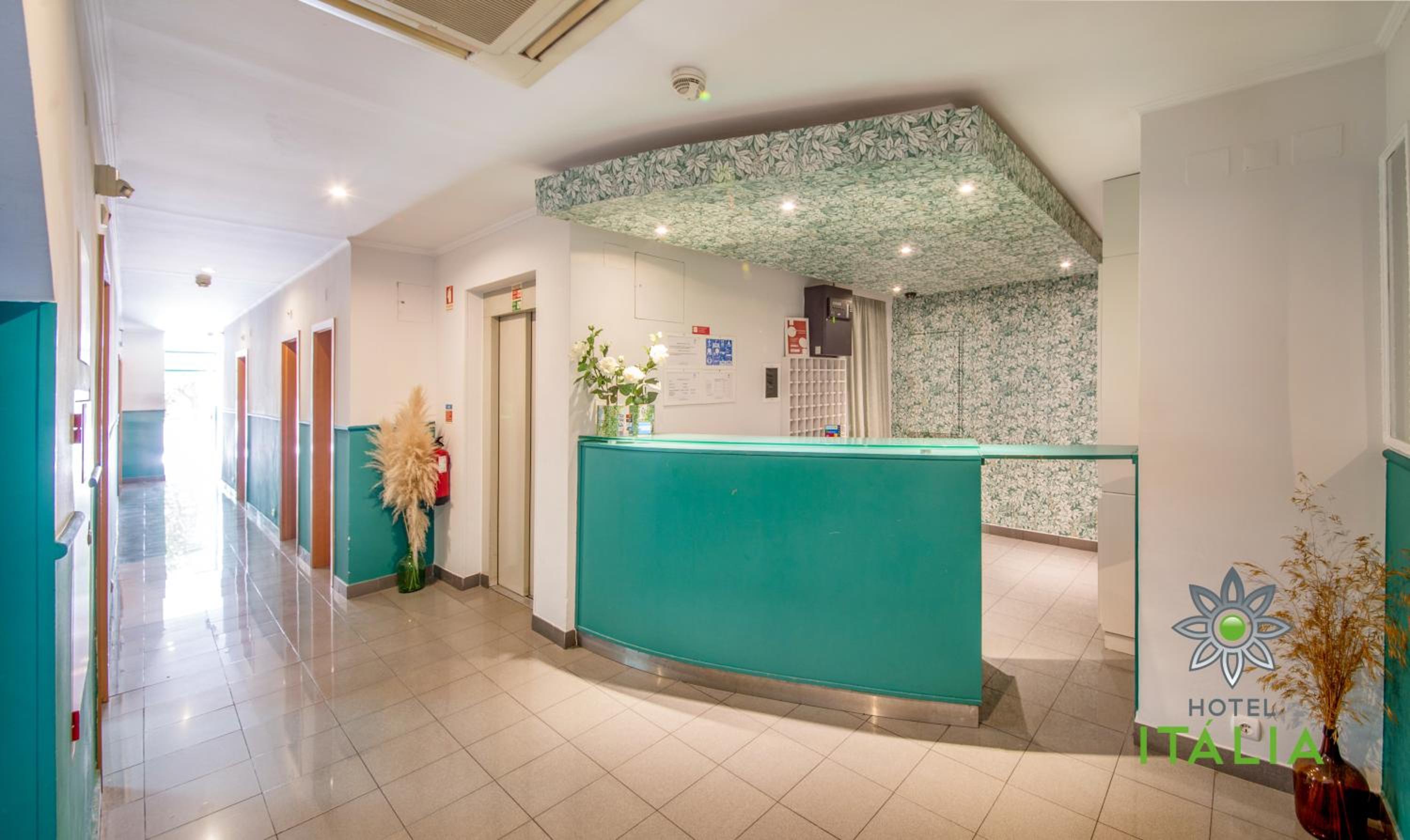 Hotel Italia 9/50