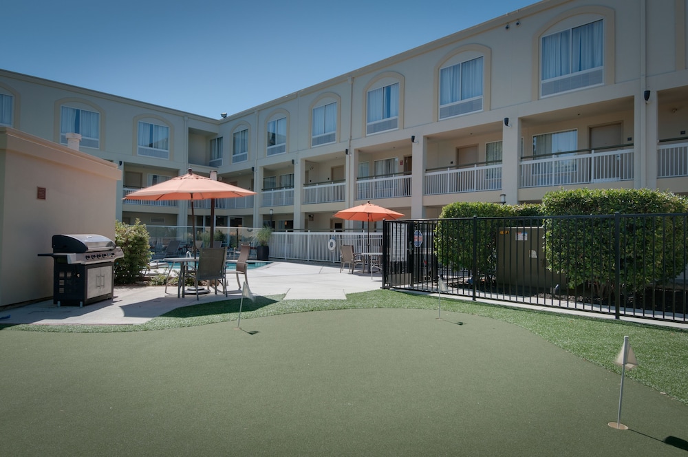 Best Western Plus Rancho Cordova Inn 4/63