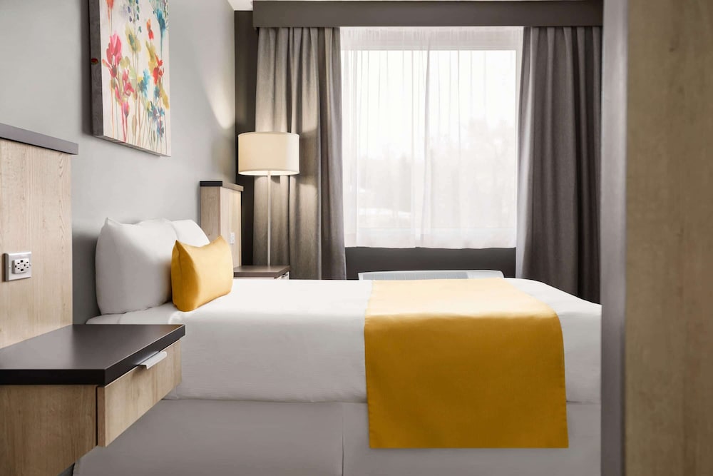 Travelodge By Wyndham Alma 8/50