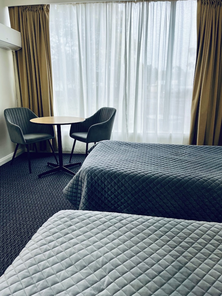 Heemskirk Motor Hotel 27/48