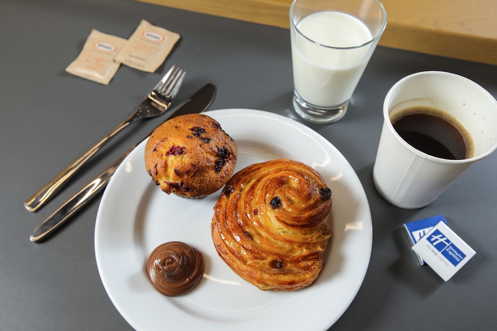 Holiday Inn Express Yerevan 25/81