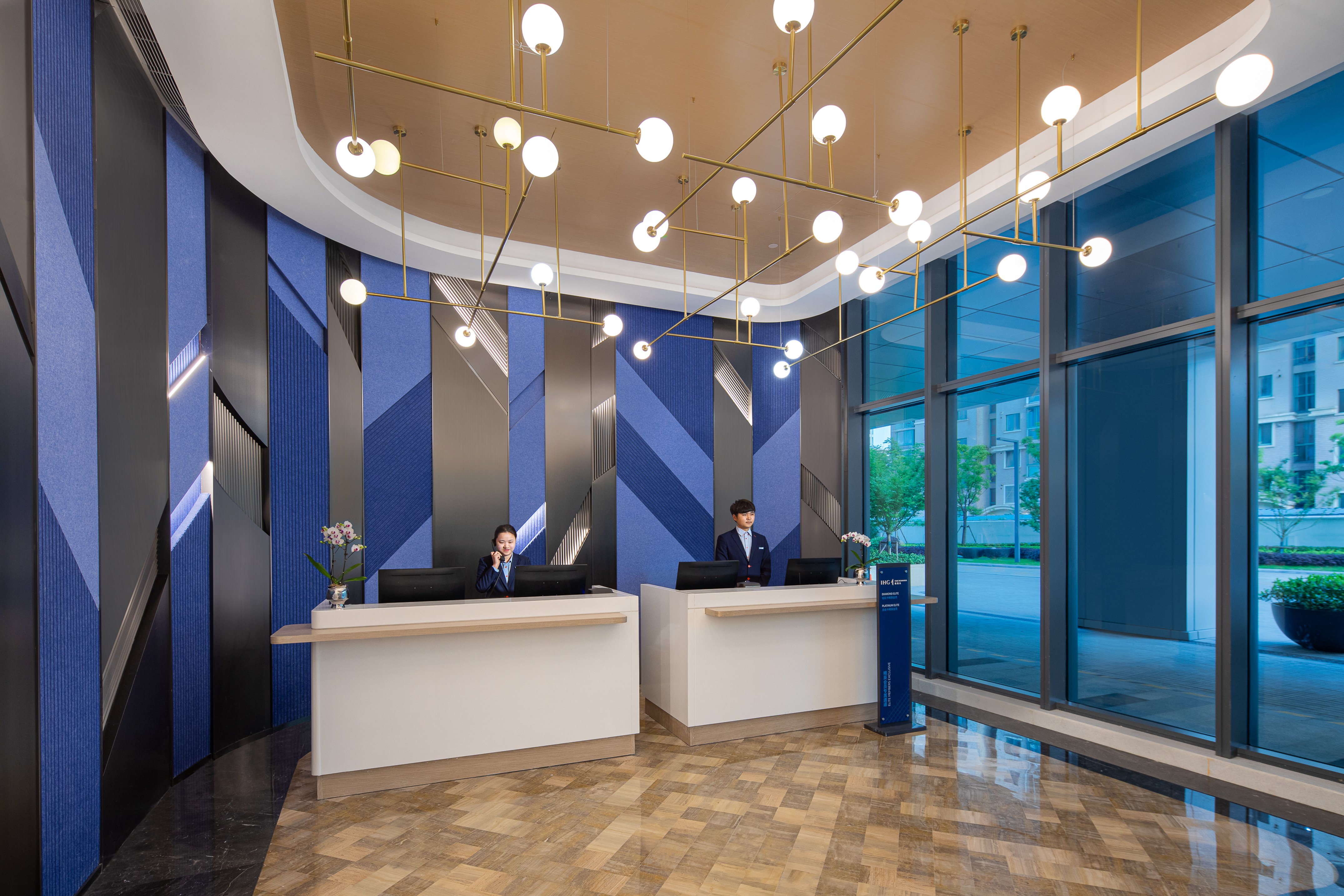 Holiday Inn Express Shanghai Changfeng Park 8/32