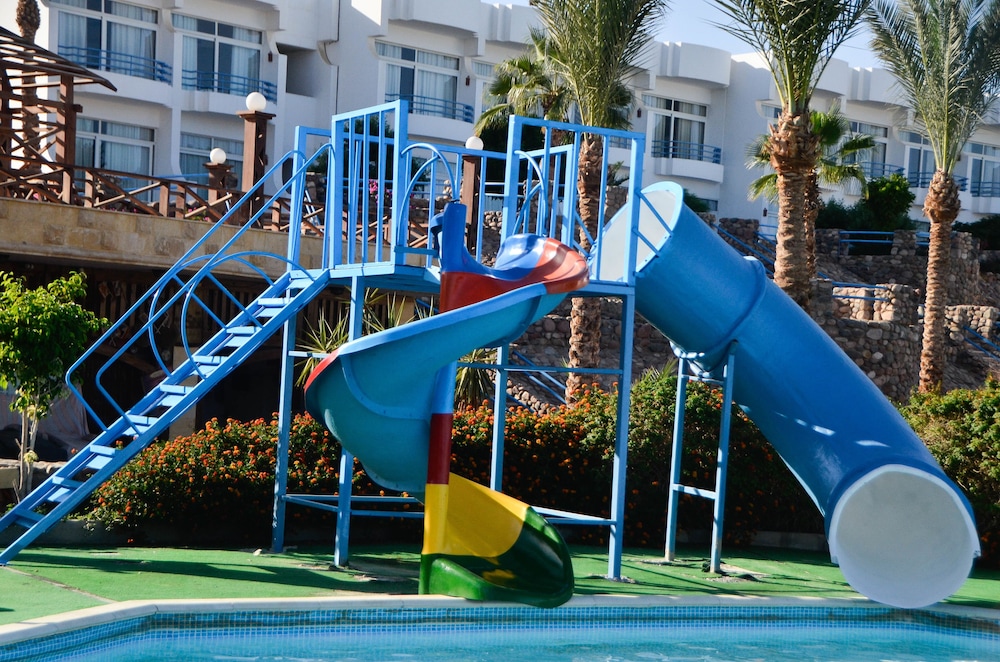 Queen Sharm Resort 41/50
