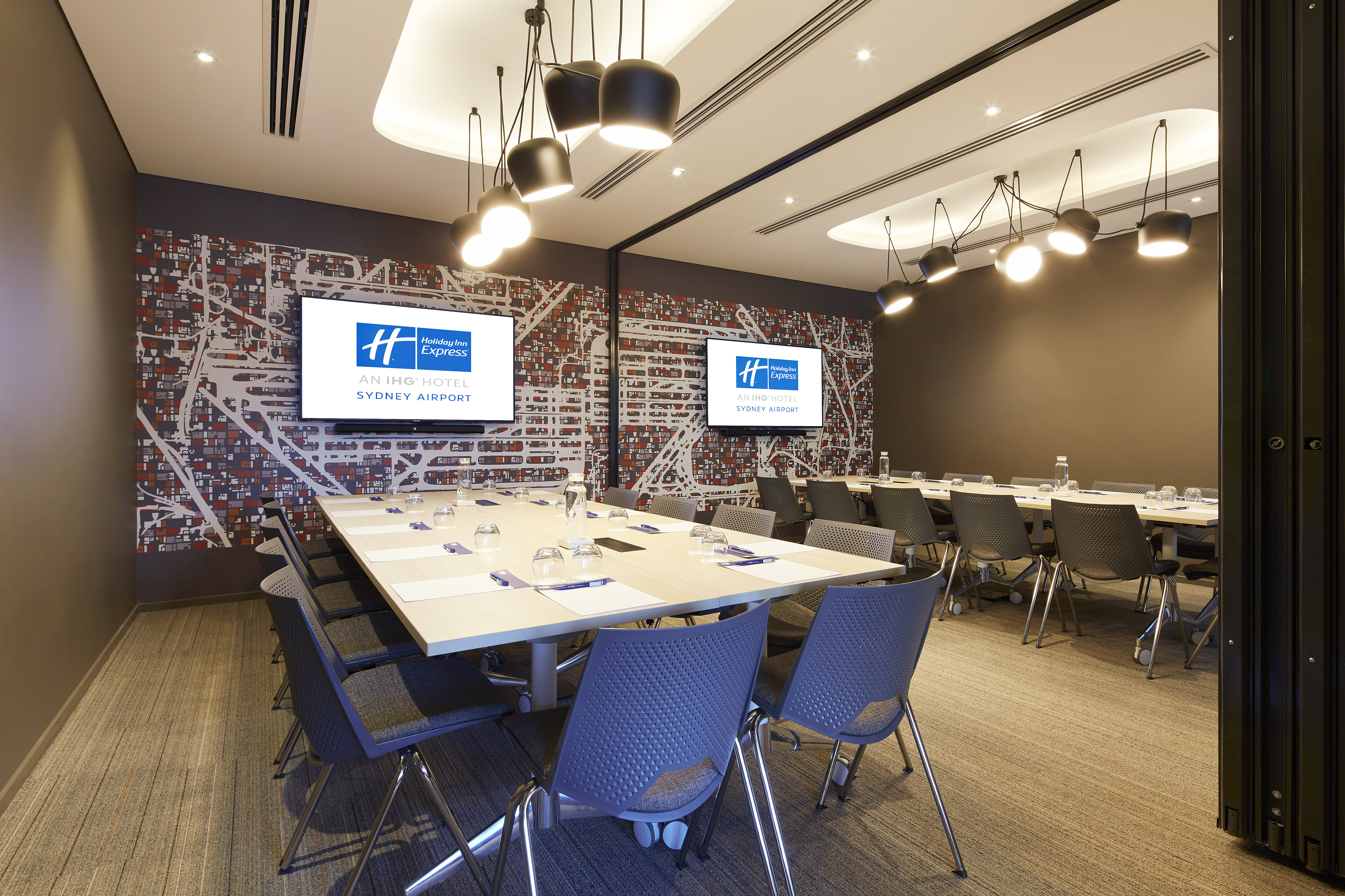 Holiday Inn Express Sydney Airport 46/59