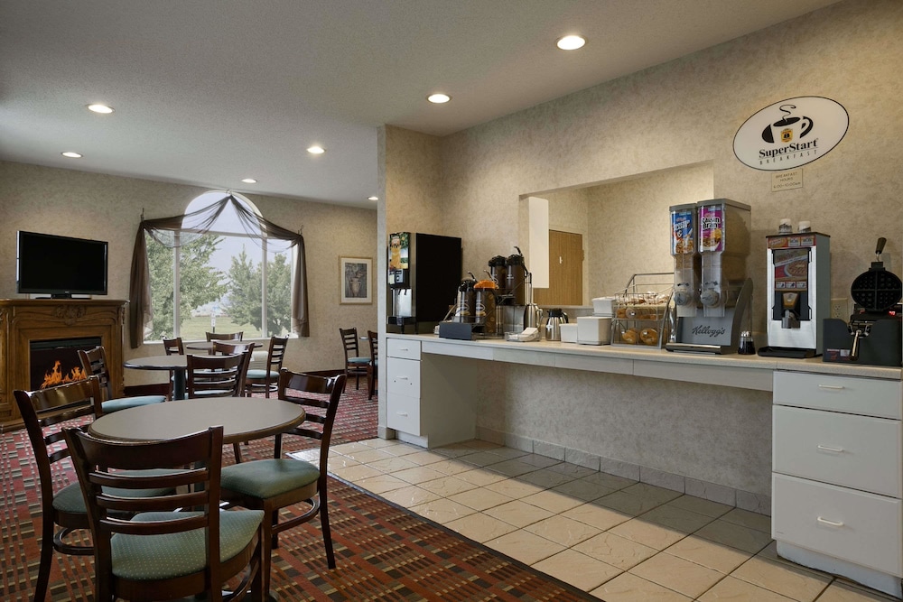 Super 8 by Wyndham Corydon 15/20