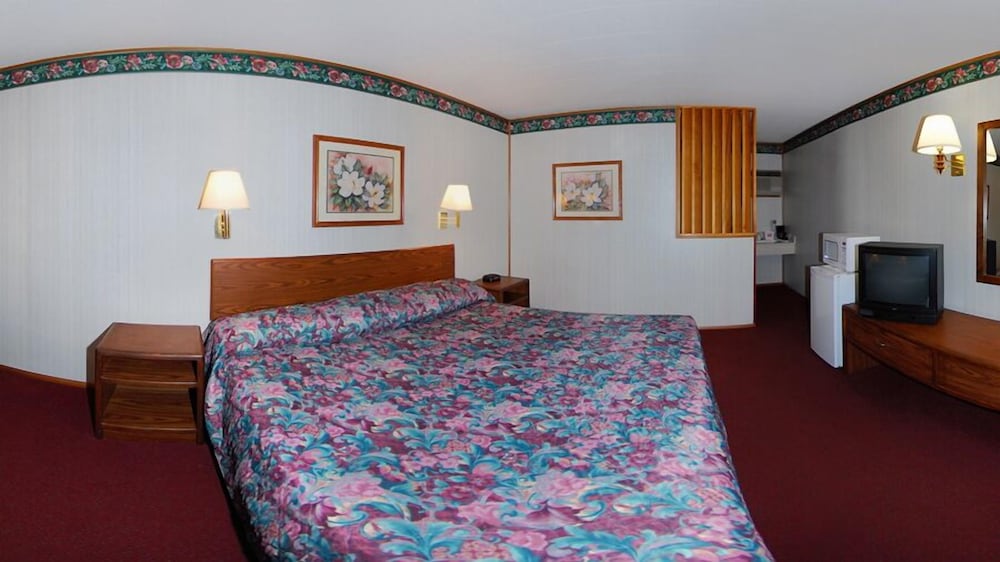 Econo Lodge Wall, SD 8/10