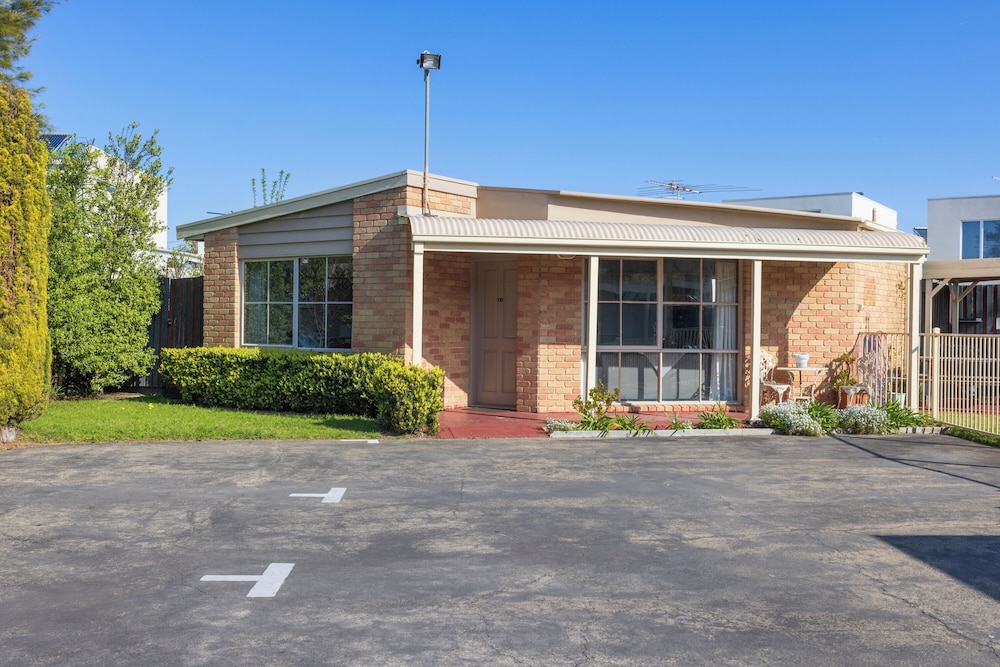 Bayview Motel Rosebud 4/60