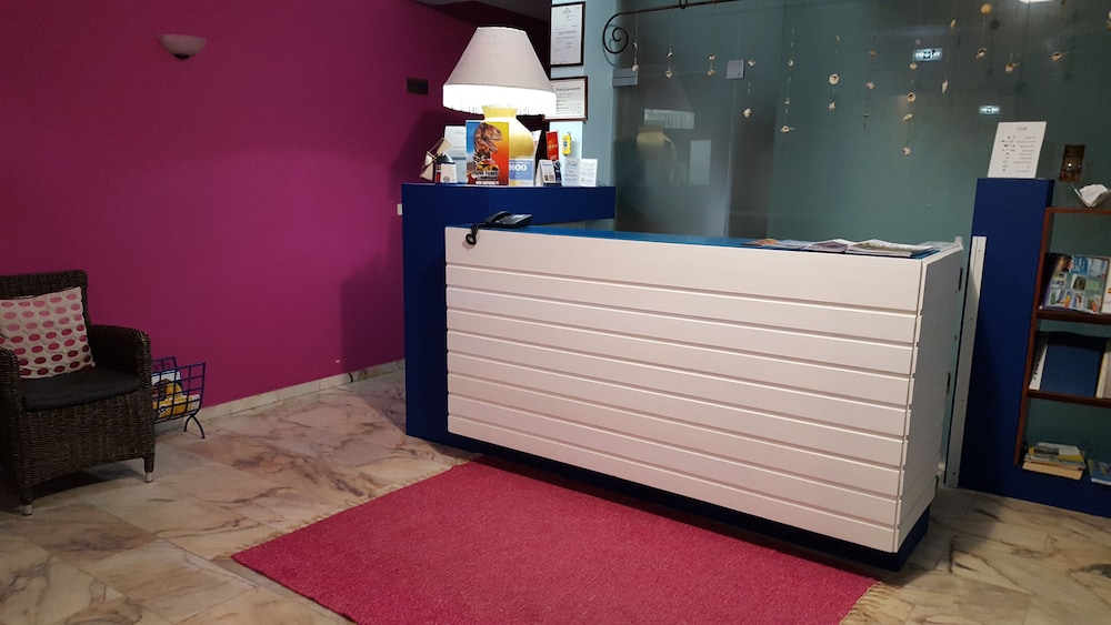 Praia Azul Hotel Apartamento 8/63