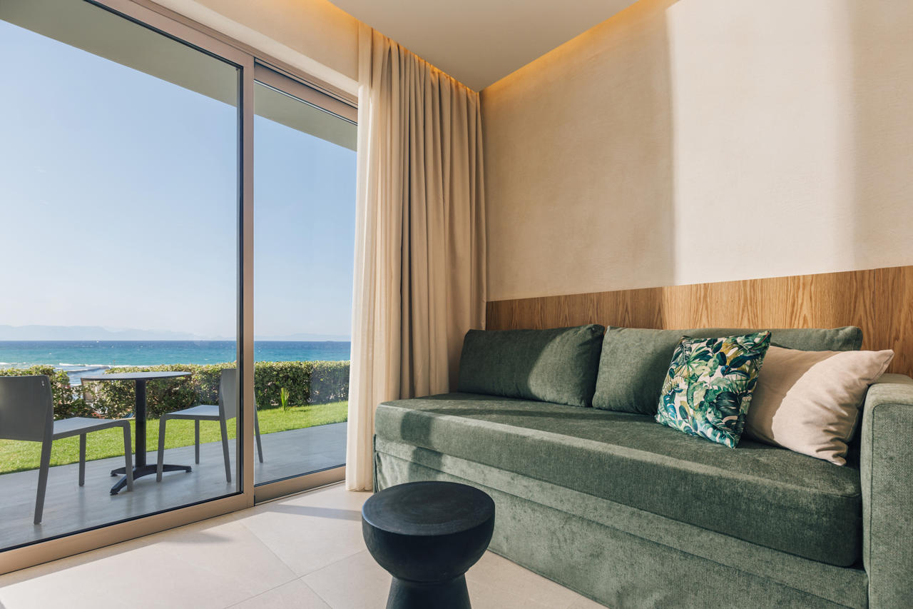 Alexandra Beach Resort & Spa 110/138