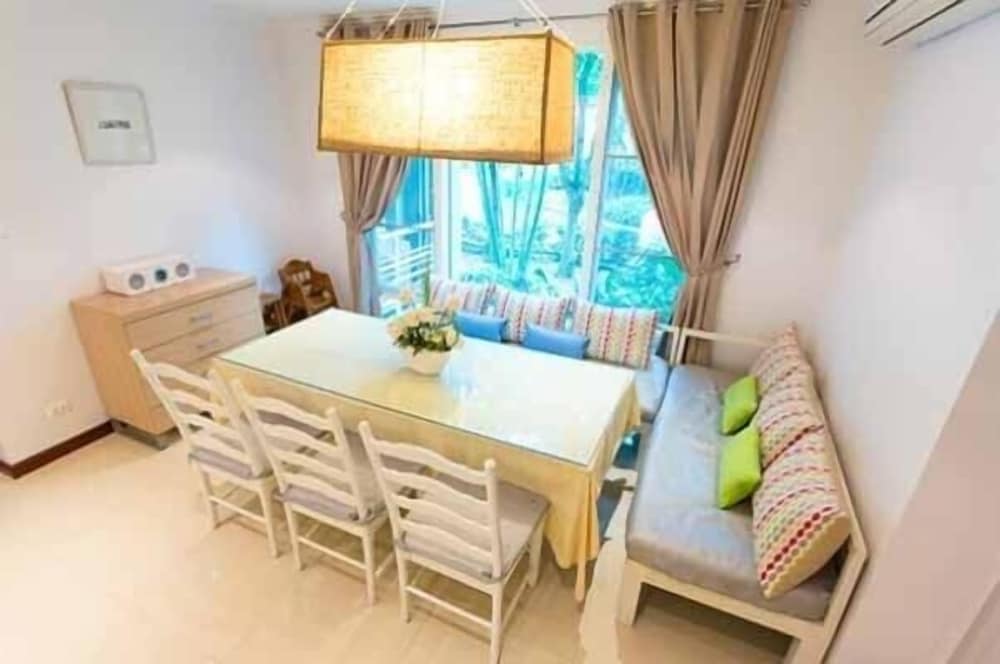 Baan San Ploen Condominium By Renvio 39/54