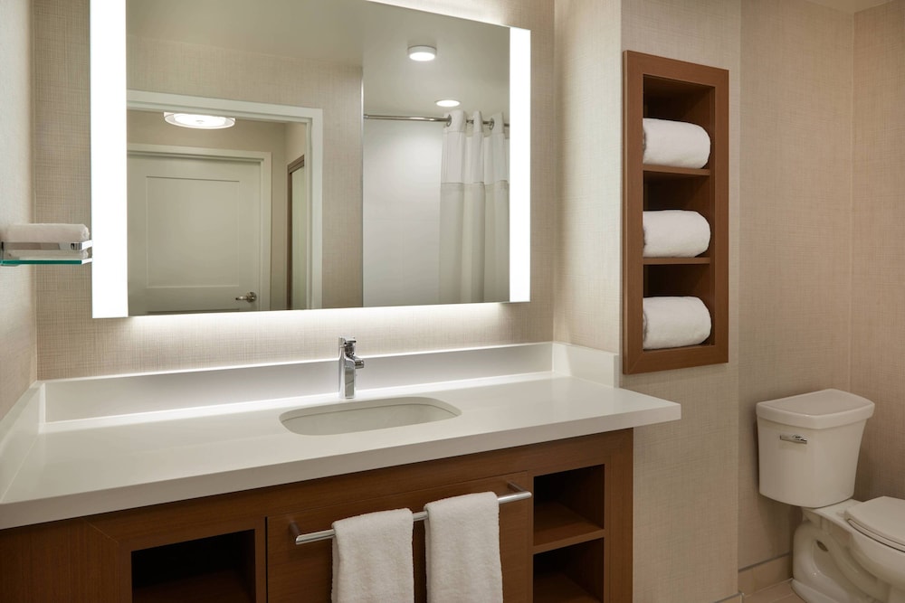Residence Inn by Marriott Toronto Mississauga Southwest 17/25