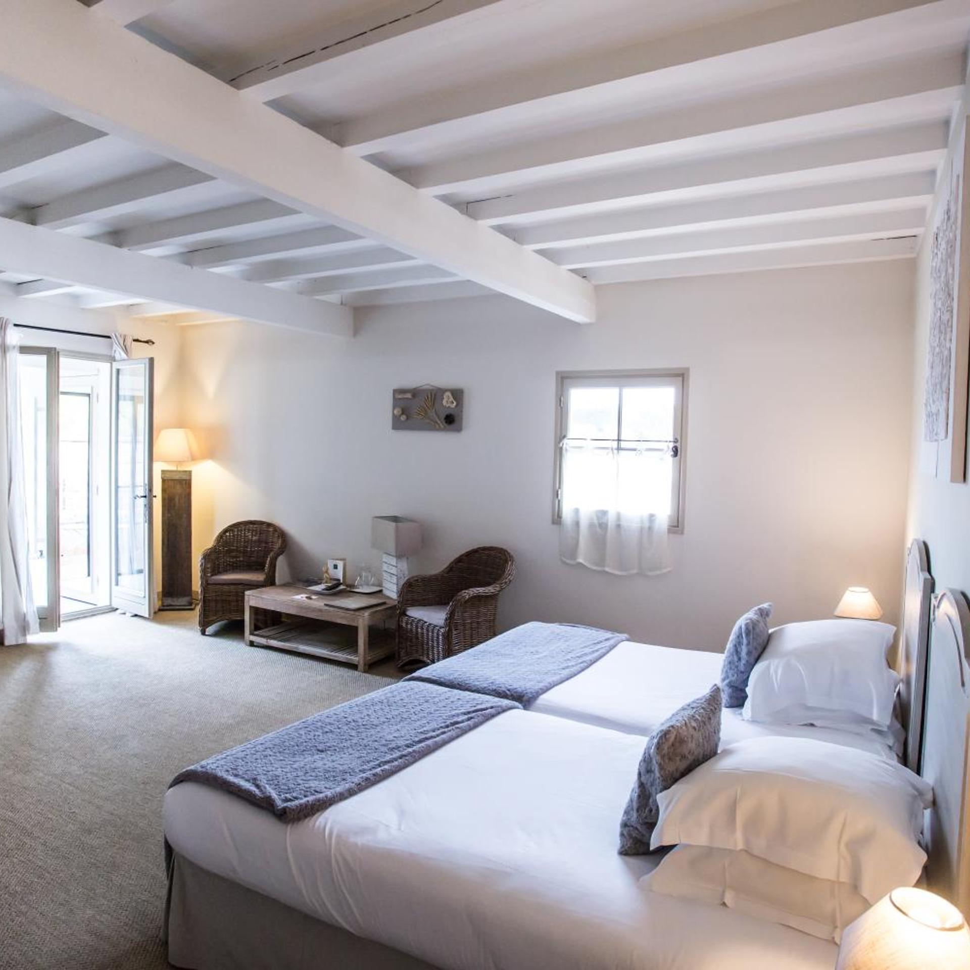 Luxury, Suite