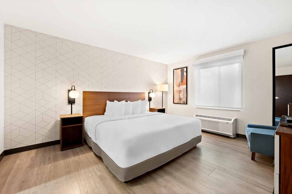 Everhome Suites Huntsville - Research Park 22/60