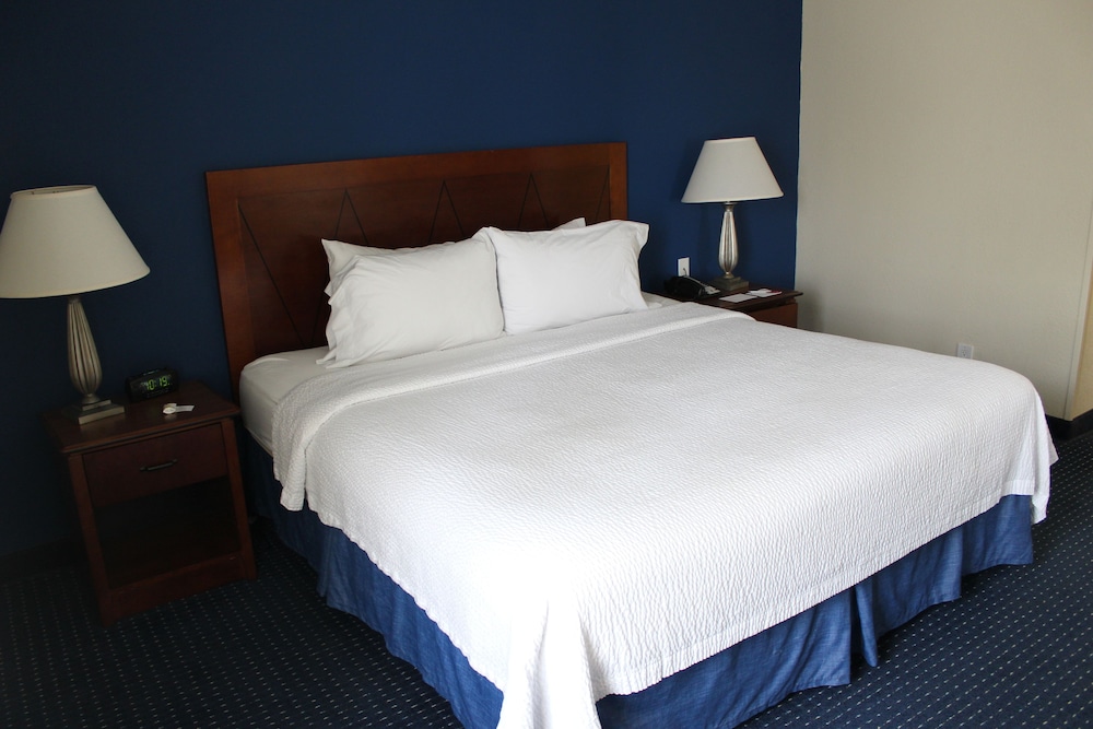 DORAL INN & SUITES MIAMI AIRPORT WEST 9/43