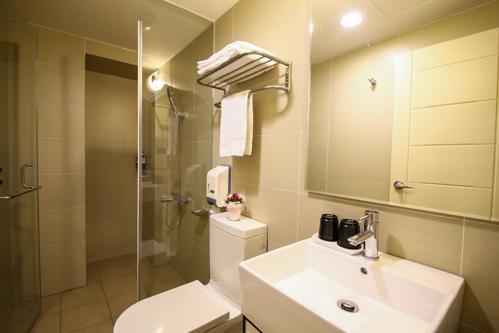 Talmud Tainan Suites 57/65