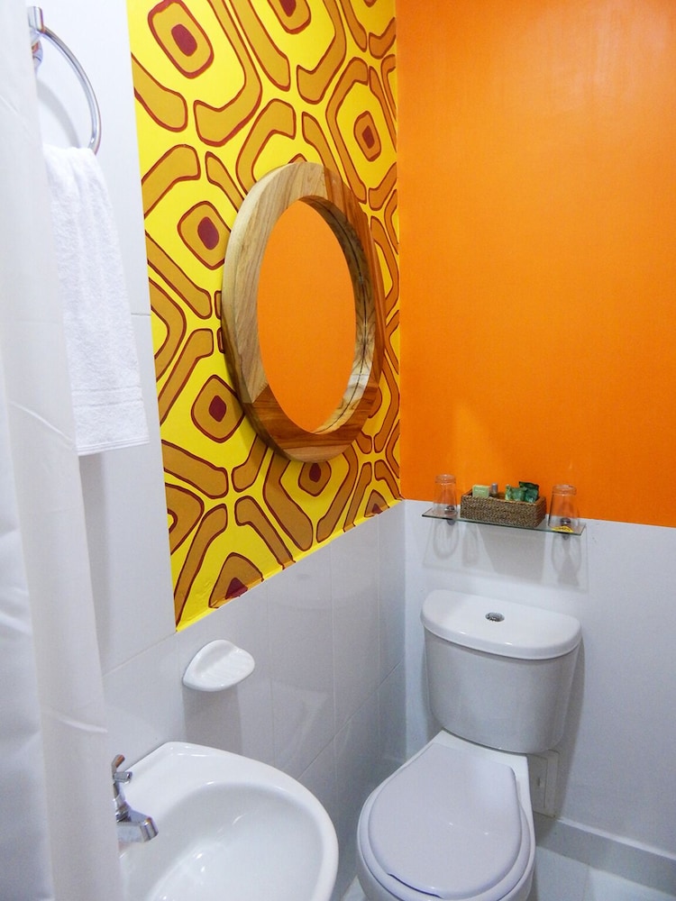 Ethnic Thematic Hotel 48/50