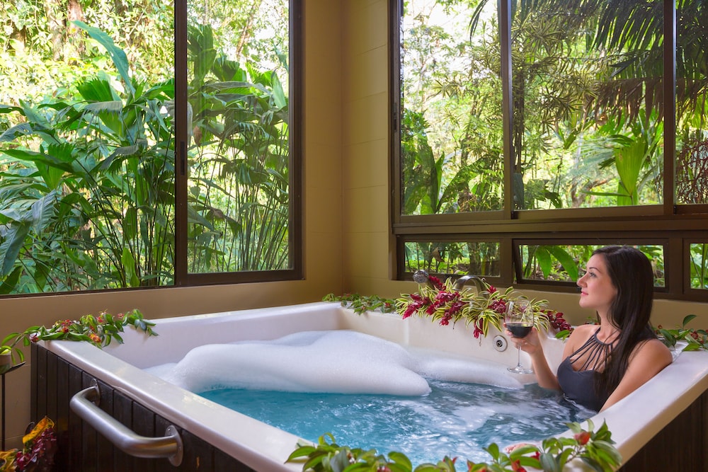 ARENAL KIORO SUITES AND SPA 24/71