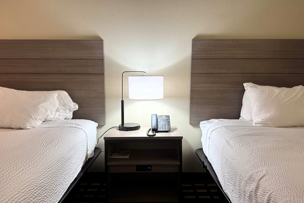 Travelodge by Wyndham Thomasville AL 25/50