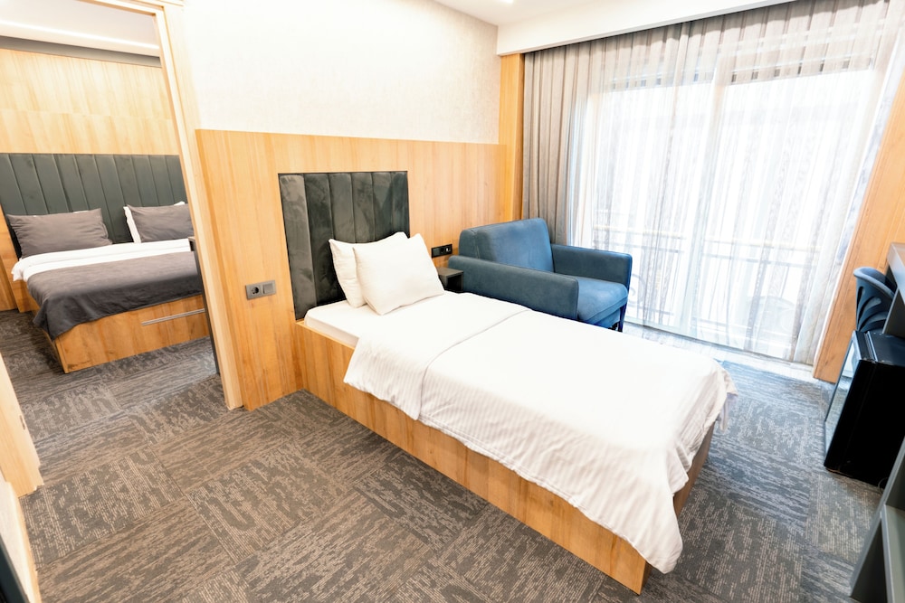 Fengo Hotel 20/69