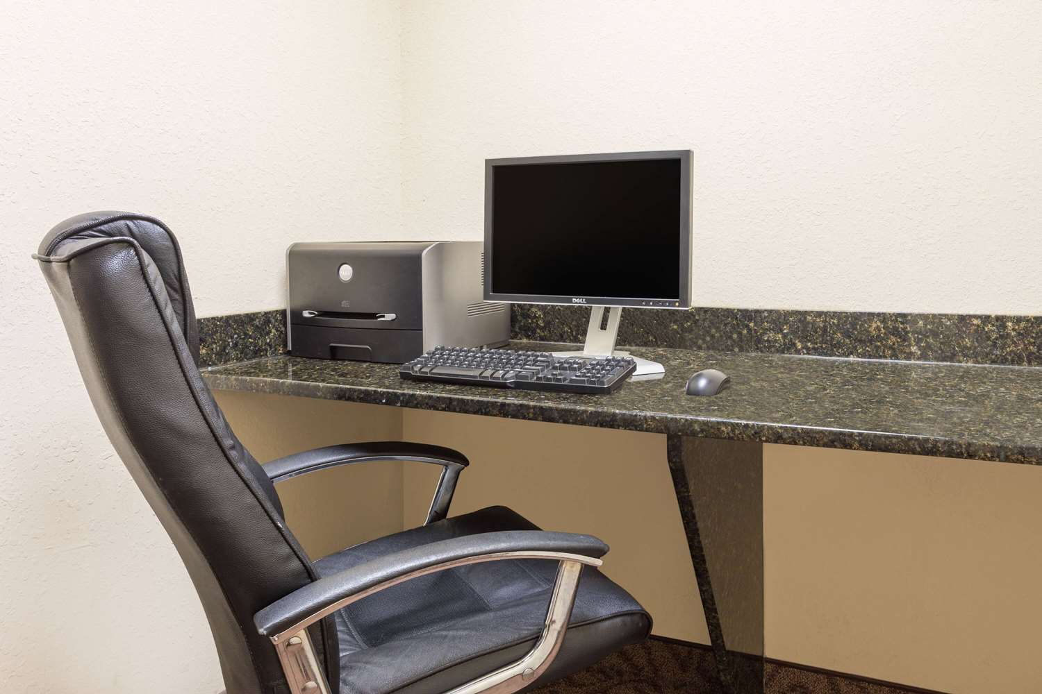 Days Inn by Wyndham Semmes/Mobile 15/20