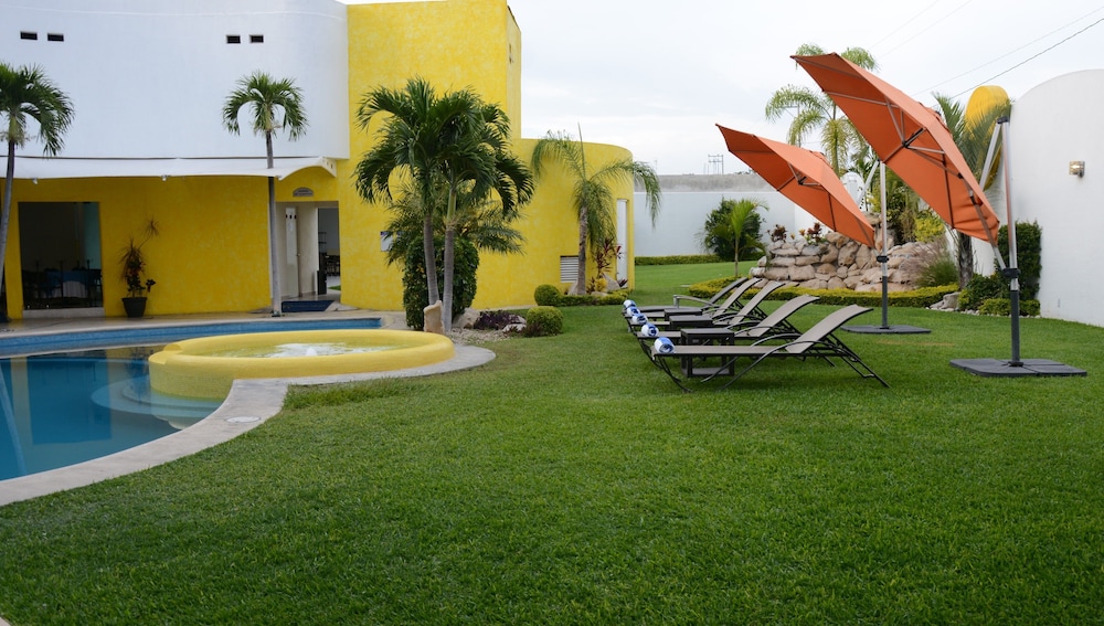 Magico Inn Hotel 32/41
